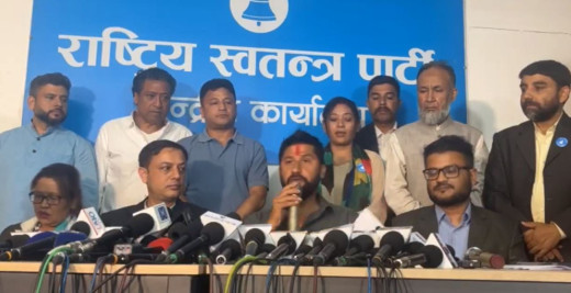 म डुबेँ भने कोरटीमबारे भन्छु भन्नुभएको छ ढाकाकुमारले, कुन मानसिकताले भन्नुभएको हो : सभापति लामिछाने